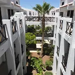 Parque Santiago 1 Bernal דירה ארונה