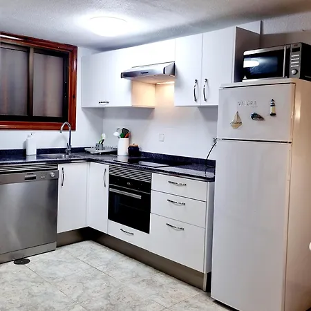 Parque Santiago 1 Bernal * Arona (Tenerife)